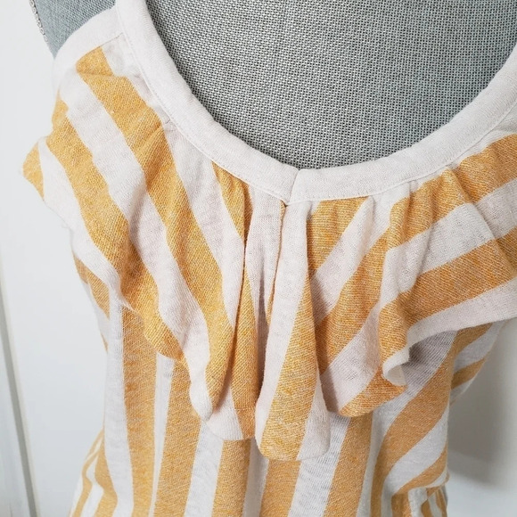 Old Navy Women S Yellow Striped Ruffle Tank Sleeve - Picture 7 of 7